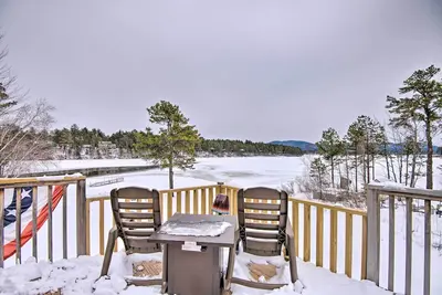Image de Idyllic Lakefront Escape w\/ Fire Pit & Grill!