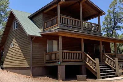 Image de Cozy 2 Bedroom Cabin