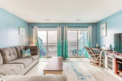 Image de Kure Beach Condo w/ Panoramic Ocean Views!