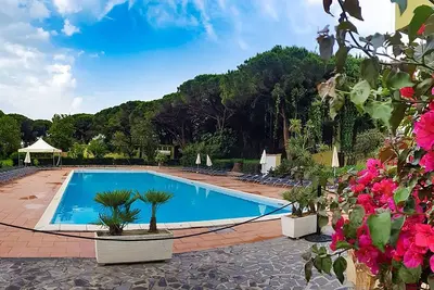 Image de Villa confortable en Sardaigne avec piscine près de la mer