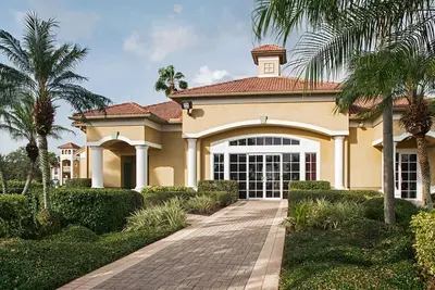 Image de See all of Port Lucie in this resort amenities 2bd condo with resort amenities