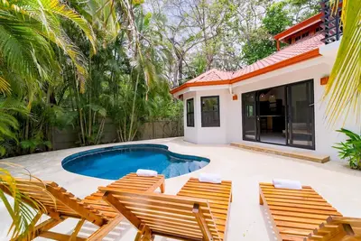 Image de Casa Costa | Spacious 4-Bed By Main Beach Entrance