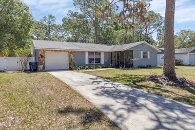 Image de Comfy Sarasota House Close to Everything - 10 Minutes to Siesta