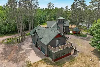 Image de Mosbaek Lake Lodge by Pmh