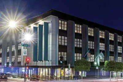 Image de Hotel suite for your Bottle Rock stay by Fishermen’s Wharf