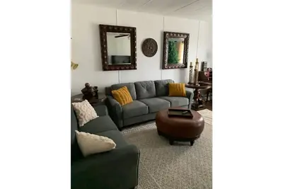 Image de Horsing Around Duplex
