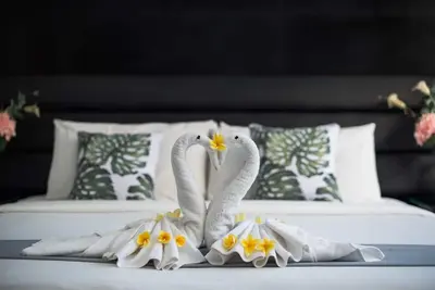 Image de 30%Off Free RMs Super Perks:Breakfast, Transport, Massage, 8-3BRs Best Location.