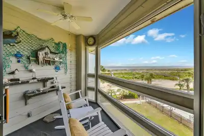 Image de Pet Friendly Condo with Gorgeous Ocean View!