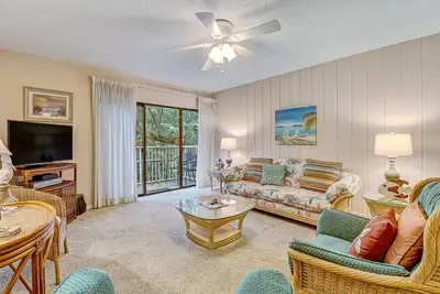 Image de Cozy, 2 bed/2 bath condo