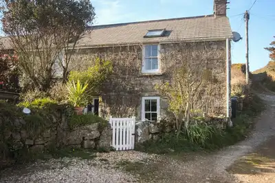 Rose Cottage, pet friendly, character holiday cottage in St Just