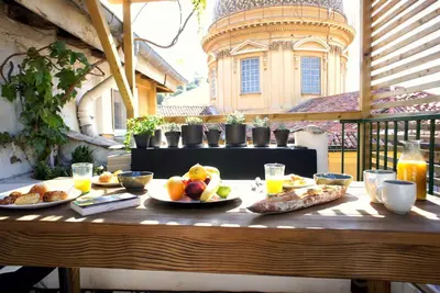 Image de Vieux Nice - Exceptionnel Appartement - Calme et Terrasse avec vues
