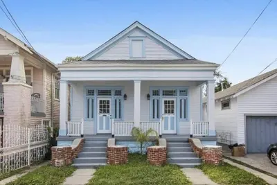 Image de Newly Renovated home in safe, quiet New Orleans Neighborhood!