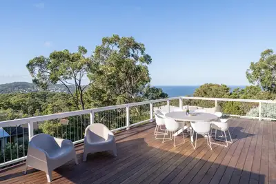 Image de Getawayz Nsw - 'Aarini Cottage' - 600m to stunning MacMasters Beach, Coastal Walks & Cafes