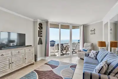 Image de 2 Bedroom oceanfront at St. Regis Resort