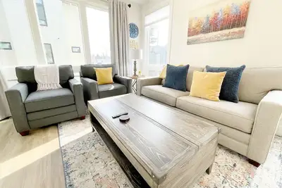 Image de Beautiful Three Story Townhouse - Downtown Traverse City