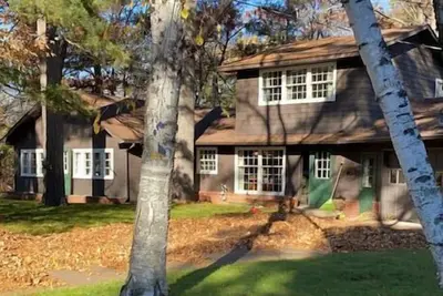 Image de Bear Cottage at Gull Lake