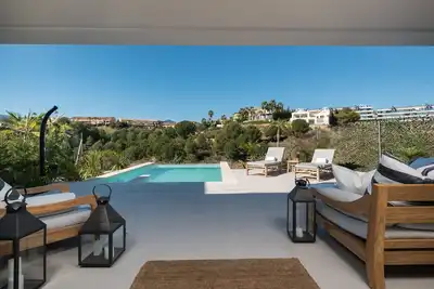 Image de Newly built luxurious villa in La Resina Golf