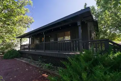 Image de Spacious Mountain Home- w\/ game room- 5 min from downtown
