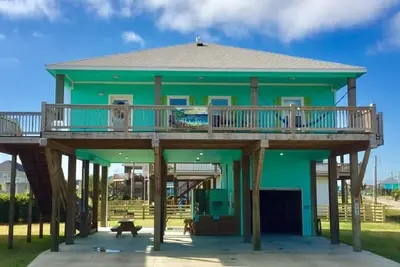 Image de Anchor âš“ in Paradise Beach House â›± Crystal Beach