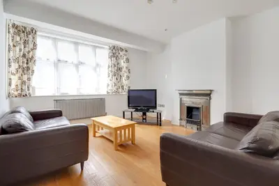 Image de Beautiful London home with easy access to London attractions