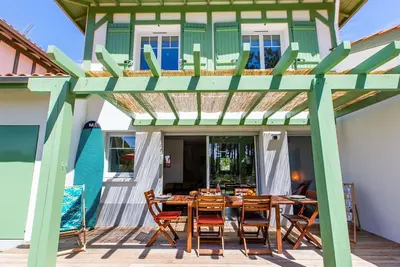 Image de Magnifique maison de vacances privée pour 6 personnes avec Wifi, Tv, terrasse et parking