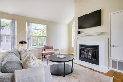 Image de Lovely Foster City 2br w/ Gym, 2 Pools & W/D, near Visa, by Blueground