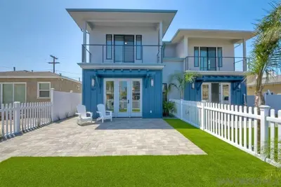 Image de Ocean view 3-Bedroom just steps from the sand