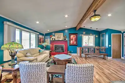 Image de Lake Views: Waterfront Sunrise Beach Home!