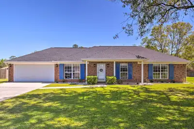 Image de Foley Getaway w\/ Fenced Yard - 13 Mi to Beaches!
