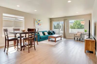 Image de Charming Home w\/ Mtn & Columbia River Views!