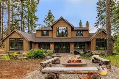 Image de Grand 3, 800 Sqft Mtn Escape! Heart of Suncadia + Summer Special 3rd Nt Free