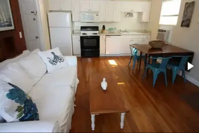 Image de Spacious 3/2 on Gulf with a view! Families Welcome