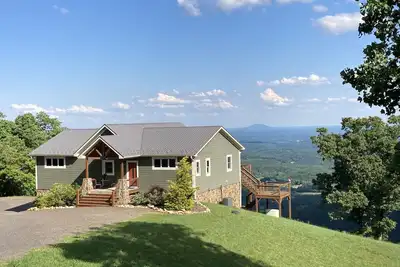 Image de On a clear day you can see. . . 7 Counties and 2 States!