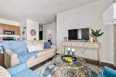 Image de Cozy Trailside Condo Close to Downtown Tc