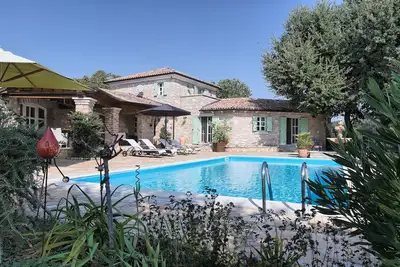 Image de Villa Karim near PoreÄŤ with large garden & 50 m2 private pool