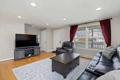 Image de Convenient Portland home 3 miles from Downtown