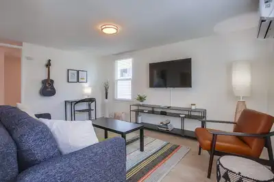 Image de Modern One Bedroom - two blocks to the beach & Downtown Encinitas!