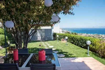 Image de Harris elegant house superb sea view near airport