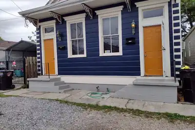 Image de 1800s Authentic Shotgun house. Completely remodeled