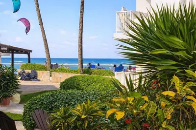 Image de Beachfront 2br at Kite Beach | Fully Renovated 2026 | Ground Floor Walk-Out