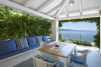 Image de Waterfront Villa Sur Kaminaki Beach, Corfou