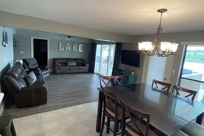 Image de Paradise at Parkside-Newly remodel 3 Bedroom 2 Bathroom condo