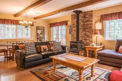 Image de Apache Pines w/ A/C, Decks & Rec Access