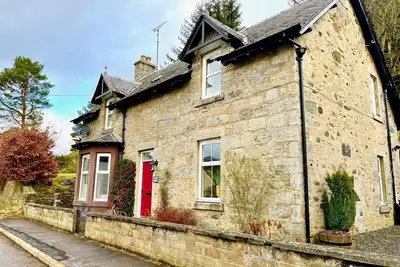 Image de Traditional Highland Stone home
