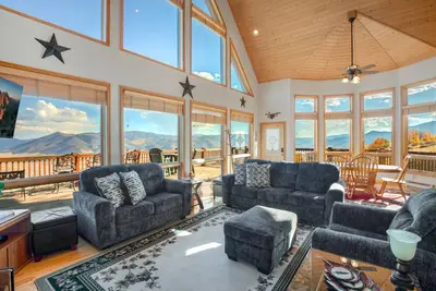 Image de Unmatched Views of Creede - Classic Colorado Cabin - Large Deck