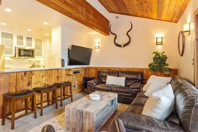 Image de Skiers Delight - Trois Chambres Appartement, Couchages 6