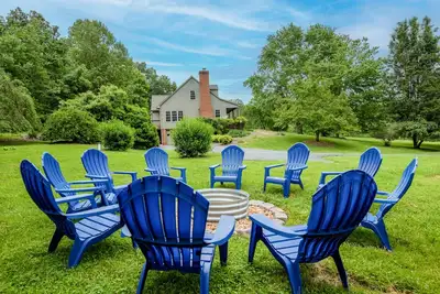 Image de Green House on the Hill - near route 151