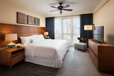 Luxury 2 Br Villa, sleeps 6, on Maui's World Famous Kaanapali Beach