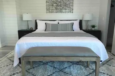 Image de Vacay or Relocation Home | 3 min walk to beach