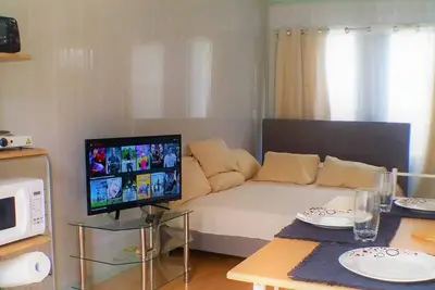 Image de #2 Container Studio \/ 1ba, Great View & Location!